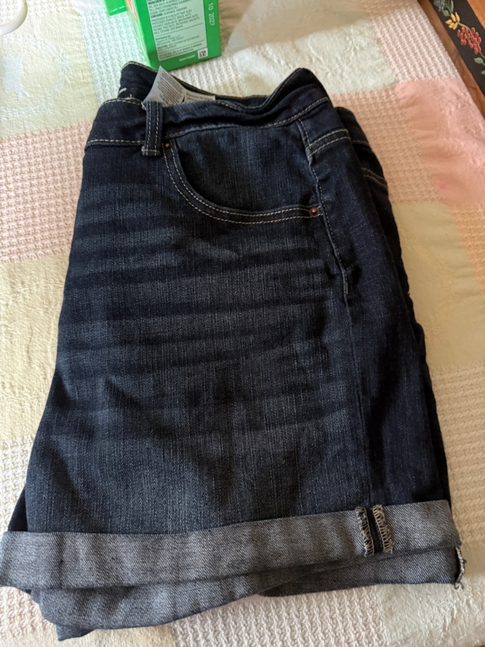 Time and Tru Dark Wash Denim Roll-Cuff Shorts - Picture 4 of 4